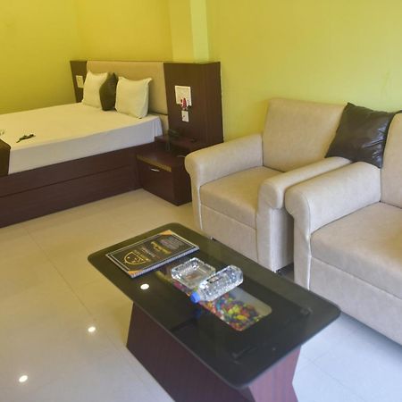 Golden View Resort And Restaurant Tajpur Exteriér fotografie