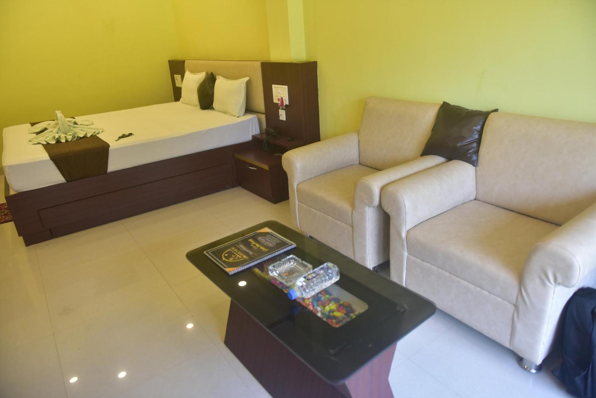 Golden View Resort And Restaurant Tajpur Exteriér fotografie